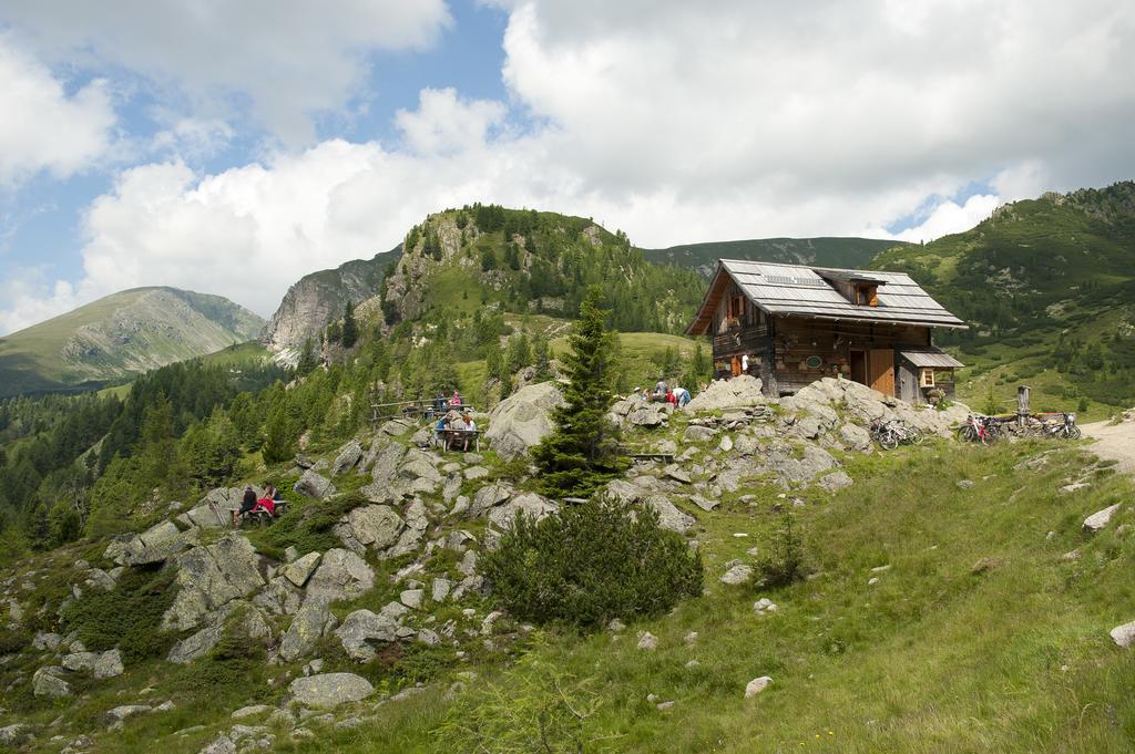 Ferienhaeuser Troester Bad Kleinkirchheim Luaran gambar
